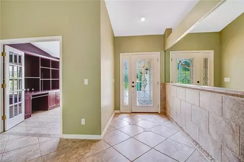 5135 Alpha Ct, Naples, FL 34105 photo 8