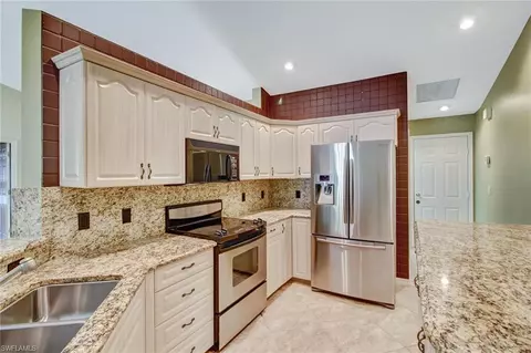 5135 Alpha Ct, Naples, FL 34105 photo 5