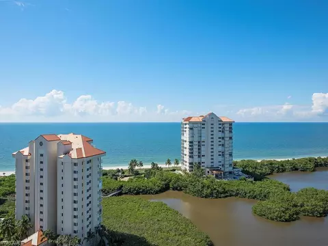 60 Seagate Dr #PH-103, Naples, FL 34103 photo 6