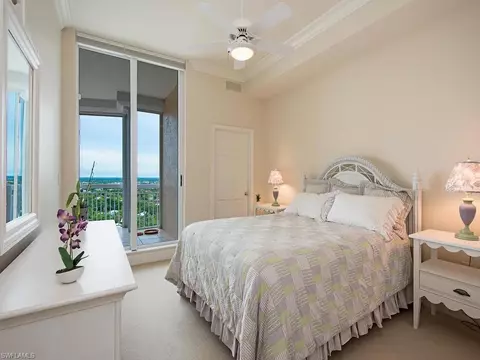 60 Seagate Dr #PH-103, Naples, FL 34103 photo 16