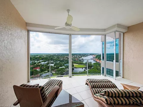 60 Seagate Dr #PH-103, Naples, FL 34103 photo 17