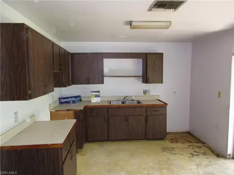 5229 Holland St, Naples, FL 34113 photo 6