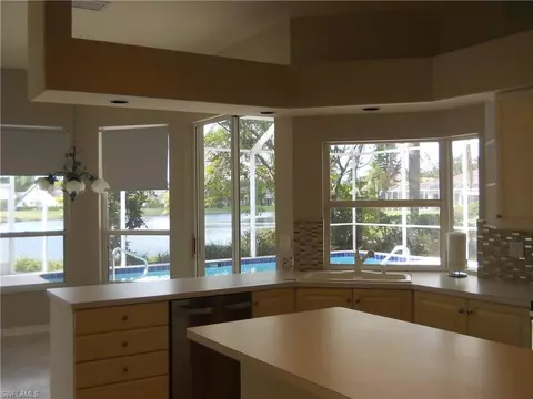 11705 Swift Ct, Naples, FL 34119 photo 5