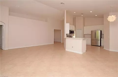 243 Glen Eagle Cir, Naples, FL 34104 photo 5