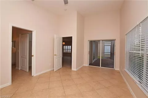 243 Glen Eagle Cir, Naples, FL 34104 photo 9