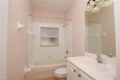 243 Glen Eagle Cir, Naples, FL 34104 photo 21