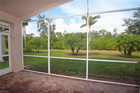 243 Glen Eagle Cir, Naples, FL 34104 photo 11