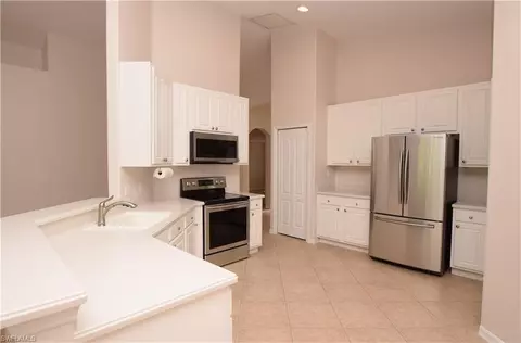 243 Glen Eagle Cir, Naples, FL 34104 photo 3