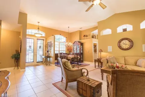 34 Madison Dr, Naples, FL 34110 photo 4