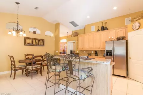 34 Madison Dr, Naples, FL 34110 photo 11