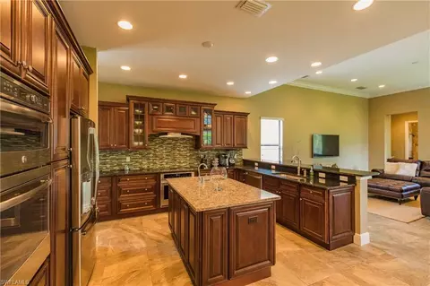 3292 Atlantic Cir, Naples, FL 34119 photo 11