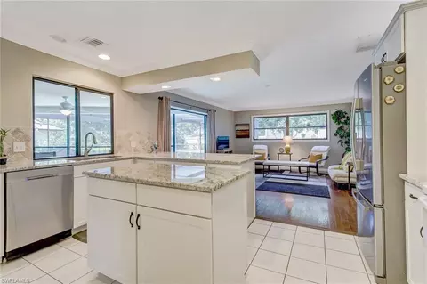 1707 Knights Ct, Naples, FL 34112 photo 13