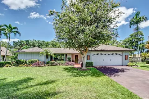 1707 Knights Ct, Naples, FL 34112 photo 2