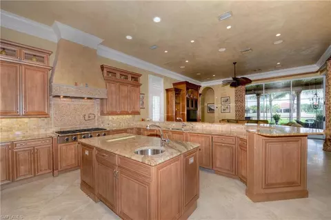 6447 Highcroft Dr, Naples, FL 34119 photo 6