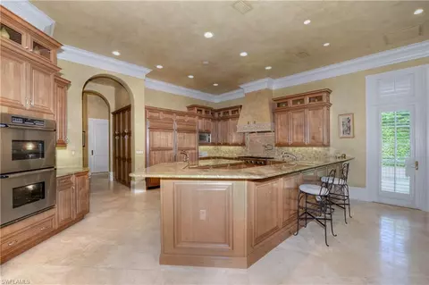 6447 Highcroft Dr, Naples, FL 34119 photo 7