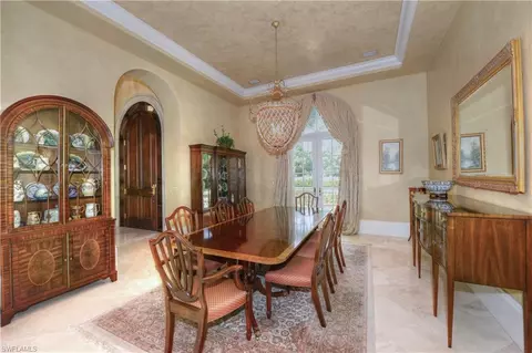 6447 Highcroft Dr, Naples, FL 34119 photo 4