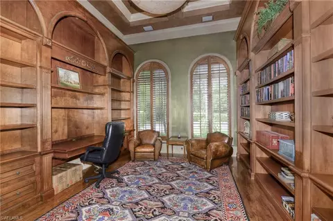 6447 Highcroft Dr, Naples, FL 34119 photo 5