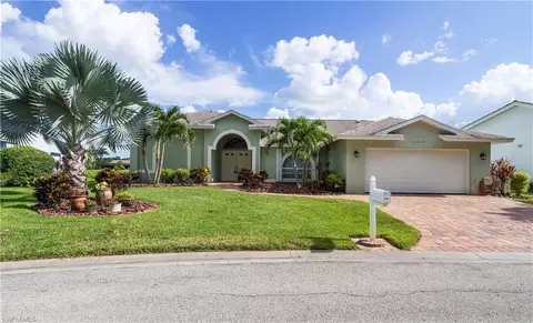 22699 Forest View Dr, Estero, FL 33928 photo 1