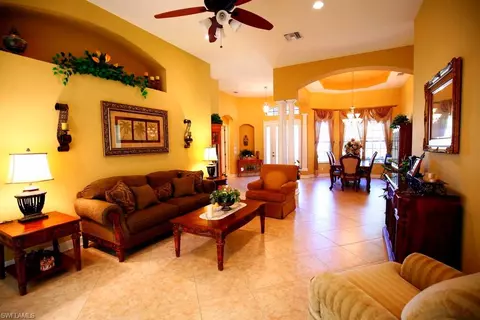 8260 Potomac Ln, Naples, FL 34104 photo 8
