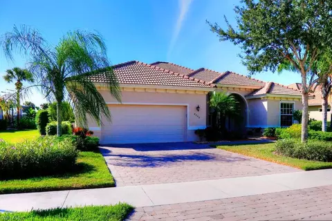8260 Potomac Ln, Naples, FL 34104 photo 1