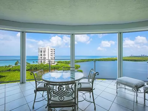 60 Seagate Dr #1005, Naples, FL 34103 photo 3