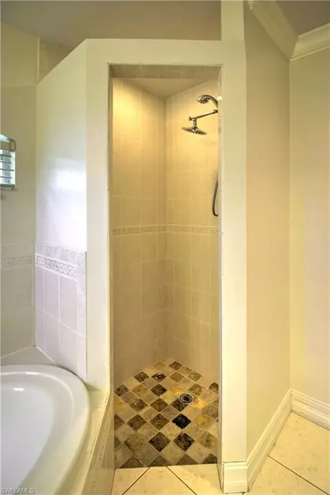 5248 Maple Ln, Naples, FL 34113 photo 13