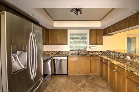 5248 Maple Ln, Naples, FL 34113 photo 7