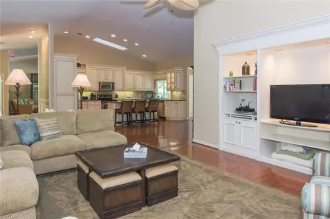 811 Buttonbush Ln, Naples, FL 34108 photo 7