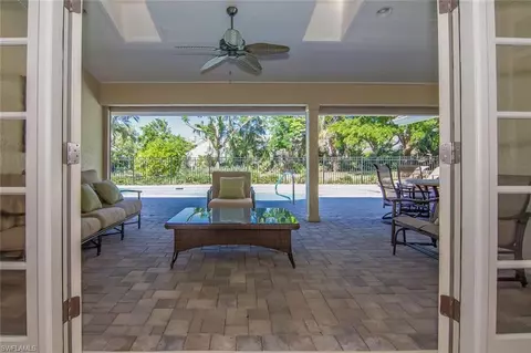 811 Buttonbush Ln, Naples, FL 34108 photo 21