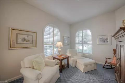 5472 Freeport Ln, Naples, FL 34119 photo 5