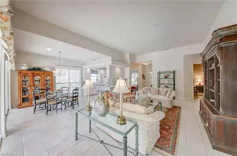 5472 Freeport Ln, Naples, FL 34119 photo 10