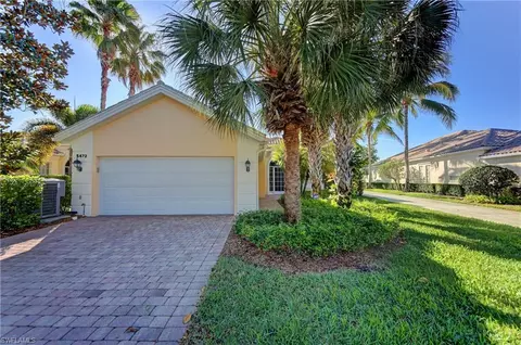 5472 Freeport Ln, Naples, FL 34119 photo 2