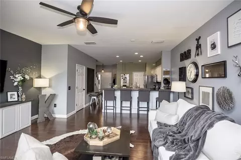 855 Hampton Cir, Naples, FL 34105 photo 3