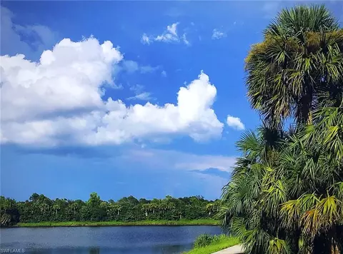 855 Hampton Cir, Naples, FL 34105 photo 25