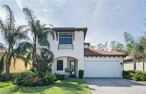 4423 Raffia Palm Cir, Naples, FL 34119 photo 1