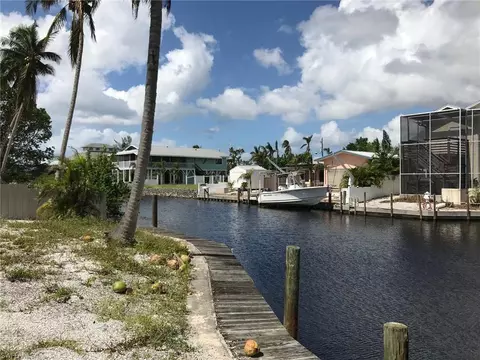 2881 Riverview Dr, Naples, FL 34112 photo 13