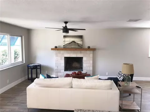 2881 Riverview Dr, Naples, FL 34112 photo 5