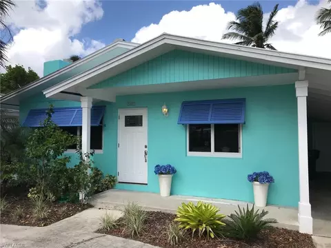 2881 Riverview Dr, Naples, FL 34112 photo 2