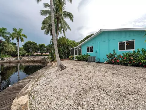 2881 Riverview Dr, Naples, FL 34112 photo 15