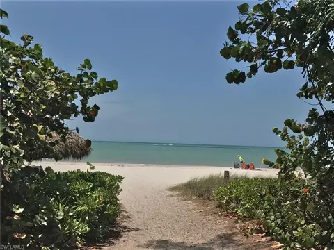 2881 Riverview Dr, Naples, FL 34112 photo 19