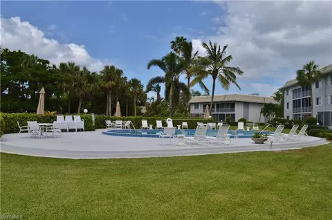 215 Cypress Way E #C8, Naples, FL 34110 photo 16