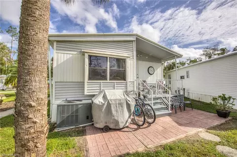10818 Ani Cir, Estero, FL 33928 photo 16