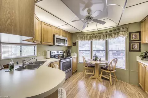 10818 Ani Cir, Estero, FL 33928 photo 5