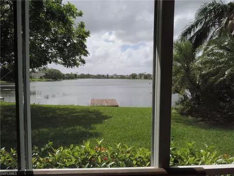 6530 Ilex Cir, Naples, FL 34109 photo 5