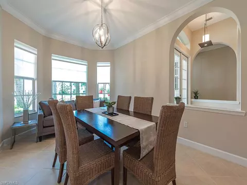 6132 Manchester Pl, Naples, FL 34110 photo 5