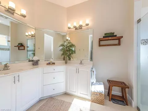 6132 Manchester Pl, Naples, FL 34110 photo 9