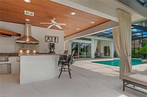 2014 Prince Dr, Naples, FL 34110 photo 4