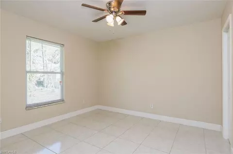 5305 Confederate Dr, Naples, FL 34113 photo 13