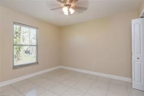 5305 Confederate Dr, Naples, FL 34113 photo 7