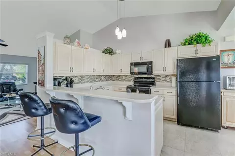 700 Meyer Dr, Naples, FL 34120 photo 12